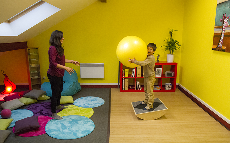 Exercice-kinesiologie-enfant-faverges